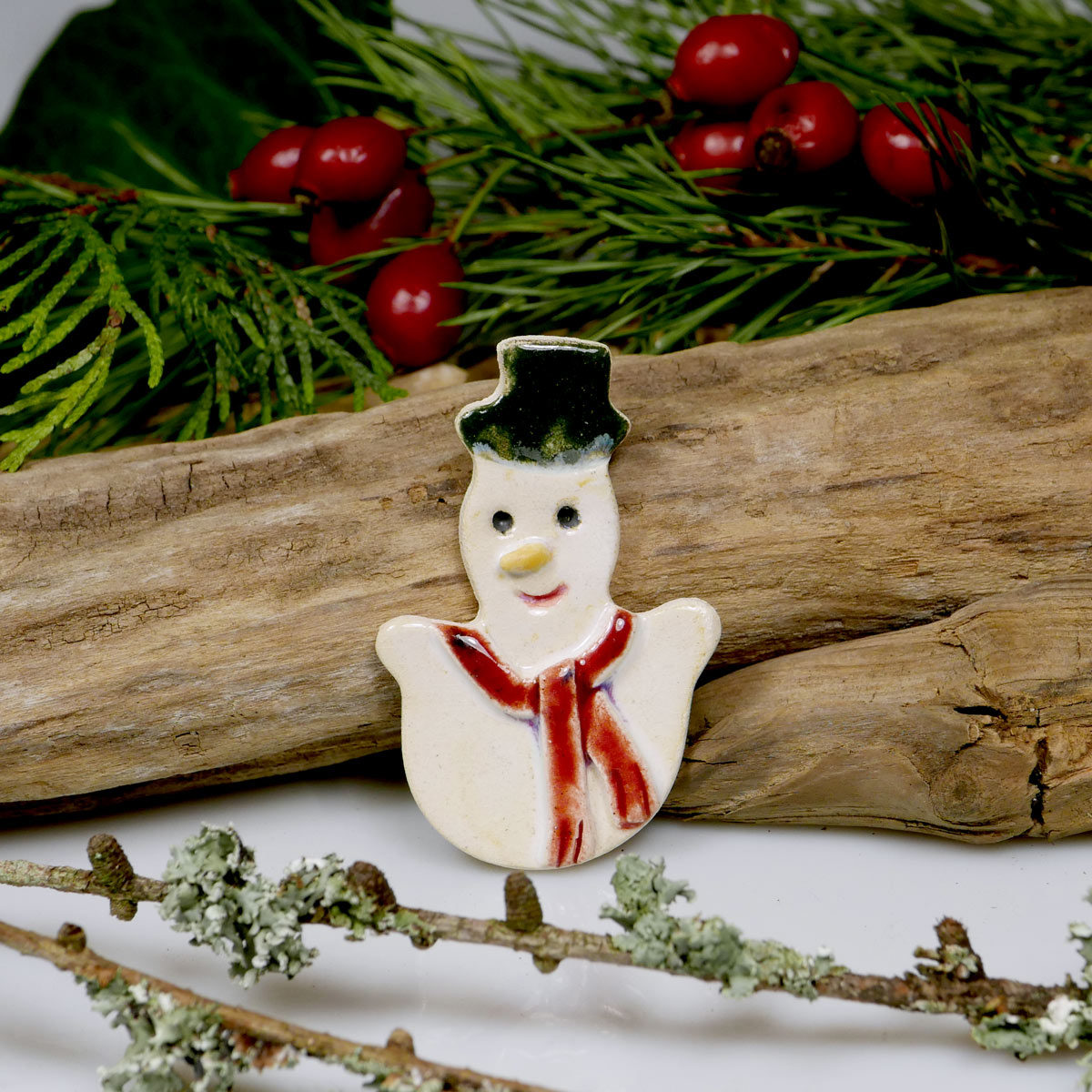 Zawieszka ceramiczna Bałwanek, ozdoba na choinkę