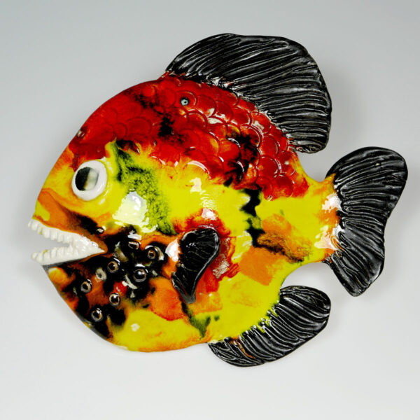Oryginalna, ręcznie wykonana, kolorowa rybka z gliny