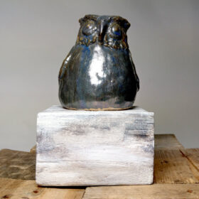 Sowa szara - figurka ceramiczna prezent dla kolekcjonerów