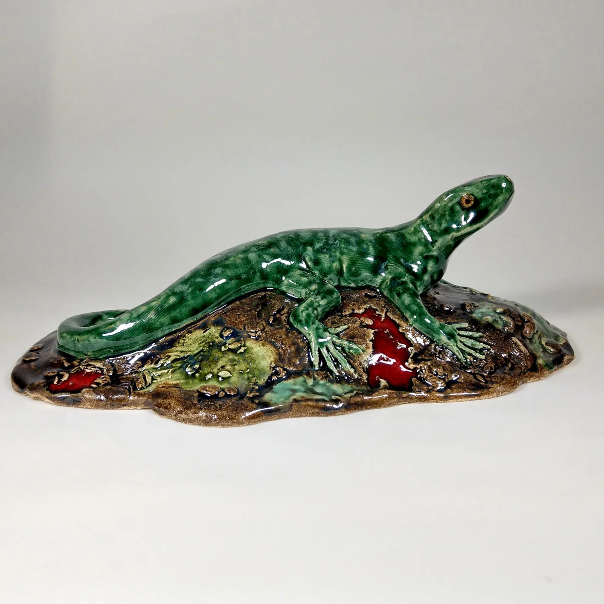Zielona Jaszczurka - figurka ceramiczna