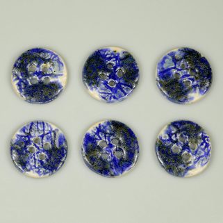 Guzik ceramiczny okrągły granatowy, do pięknych ubrań