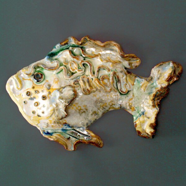 Beżowa ryba ceramiczna na ścianę, rękodzieło artystyczne