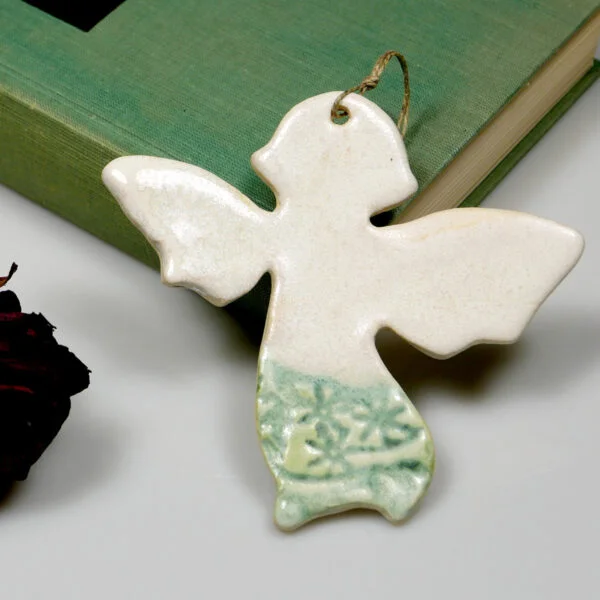 Ceramiczny aniołek prezent na komunię lub oryginalne podziękowanie dla gości.