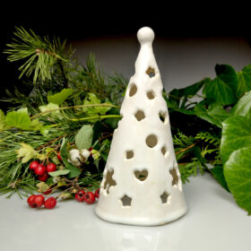 Ażurowa choinka ceramiczna - lampion