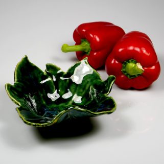 Miseczka ceramiczna Zielone Liście, piękna ozdoba kuchni