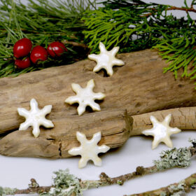 Małe gwiazdeczki ceramiczne