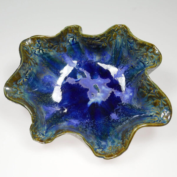 Ceramiczna dekoracyjna niebieska misa