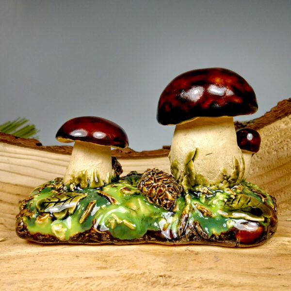 Ceramiczne grzyby dekoracyjne