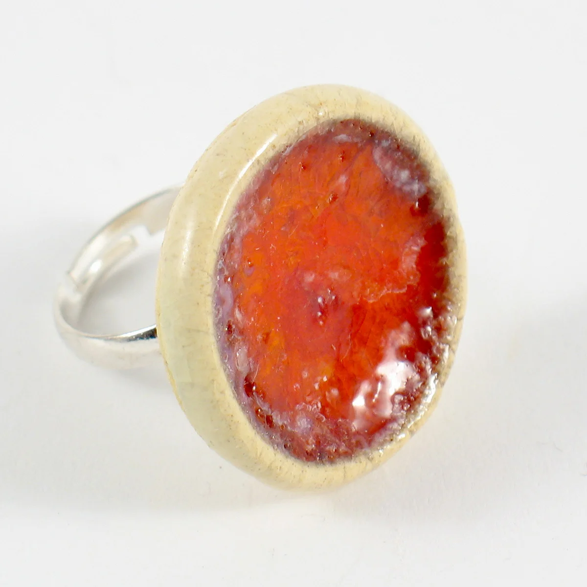 Ceramiczny pierścionek Gorący pomarańczowe oczko