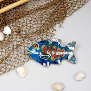 Ceramiczna rybka z prążkami dekoracja ścienna