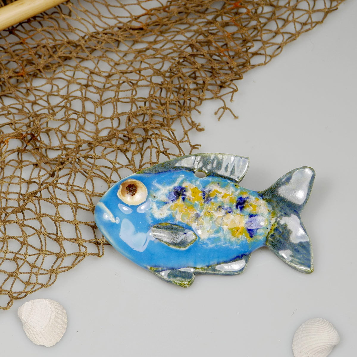 Niebieska ceramiczna rybka rękodzieło artystyczne