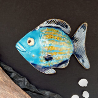 Dekoracyjna rybka z gliny rękodzieło