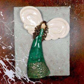 Aniołek ceramiczny Tańczący ozdoba ściany