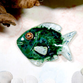 Ciemnozielona ceramiczna rybka ręcznie wykonana dekoracja na ścianę